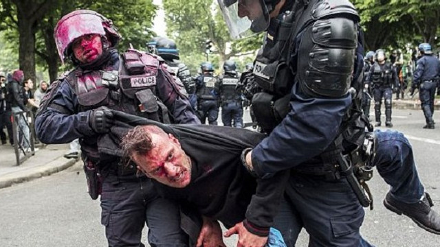 Fransada yaşanan olaylar şiddetlendi