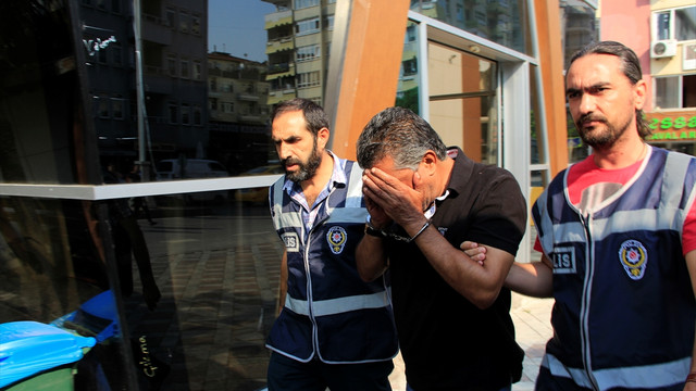 Adın FETÖ operasyonlarına karıştı diyerek 100 bin lirasını dolandırdılar