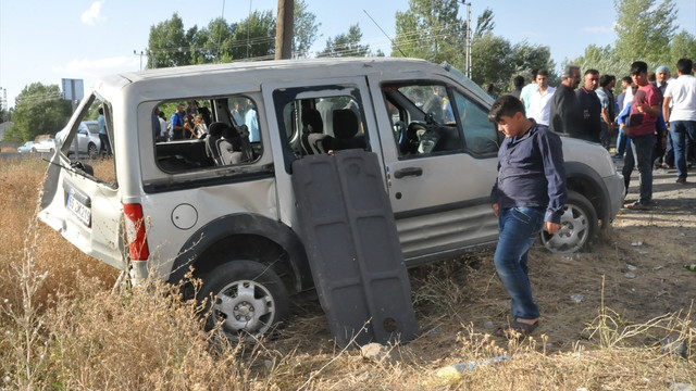 Ağrı'da trafik kazası: 8 yaralı