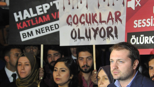 AK Parti Gençlik Kolları'ndan protesto