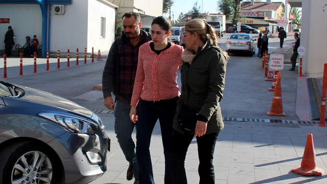 Akademisyenlere FETÖ operasyonu