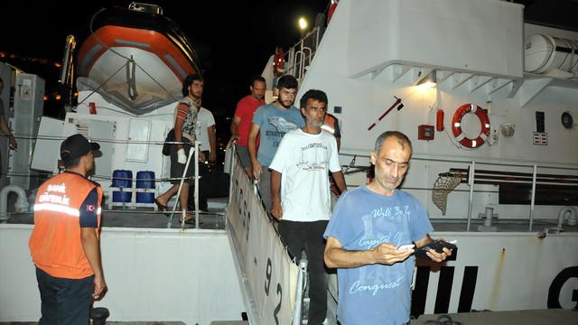 GÜNCELLEME 2 - Alanya'da kuru yük gemisi battı