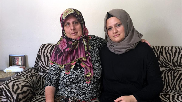 Ameliyatta bacakları yanan kadın 1 yıl özel elbise giyecek