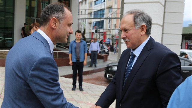 Artvin Valisi Doğanay görevine başladı