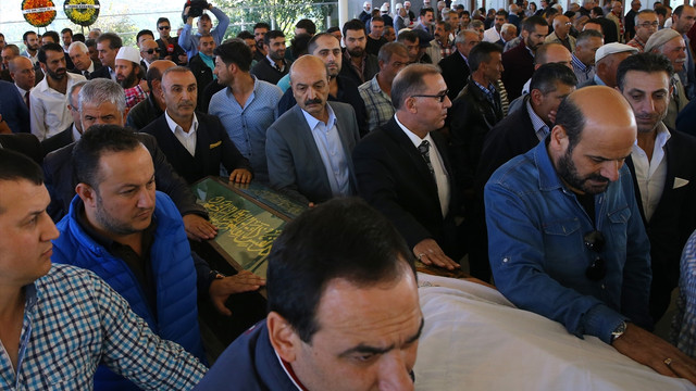 Aysun Özkan son yolculuğuna uğurlandı