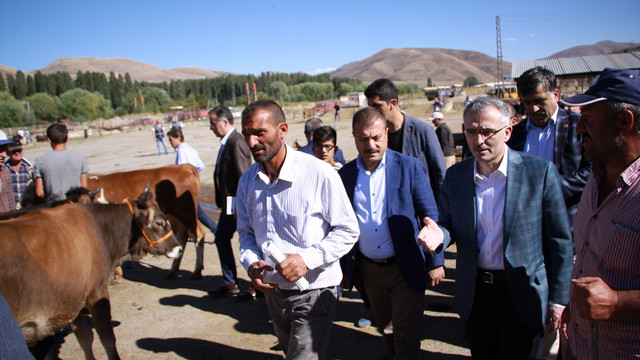 Bakan Ağbal'dan vatandaşa kurbanlık desteği