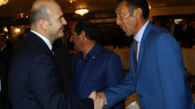 Bakan Soylu köy korucubaşıları ile bir araya geldi