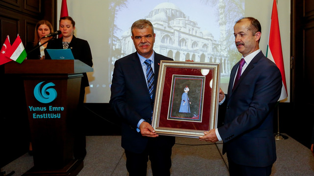 Başbakan Yardımcısı Kaynak Macaristan'da