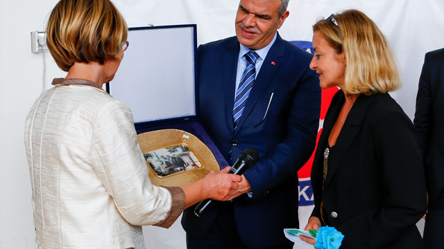 Başbakan Yardımcısı Kaynak Macaristan'da