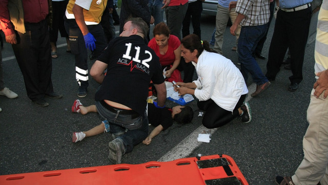 Bursa'da otomobilin çarptığı çocuk ağır yaralandı