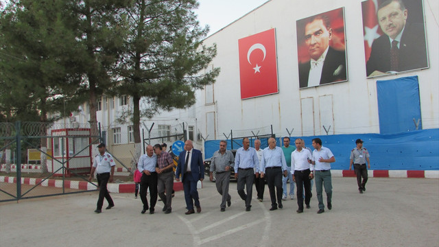 Çadır kentte bayramlaşma