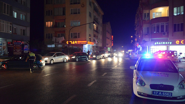 Çanakkale iskelelerinde bayram yoğunluğu