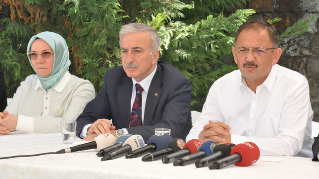 Çevre ve Şehircilik Bakanı Özhaseki: (2)