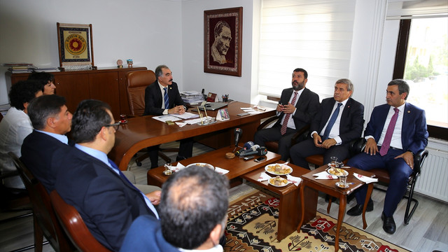 CHP'den Eğitim-Sen'e ziyaret