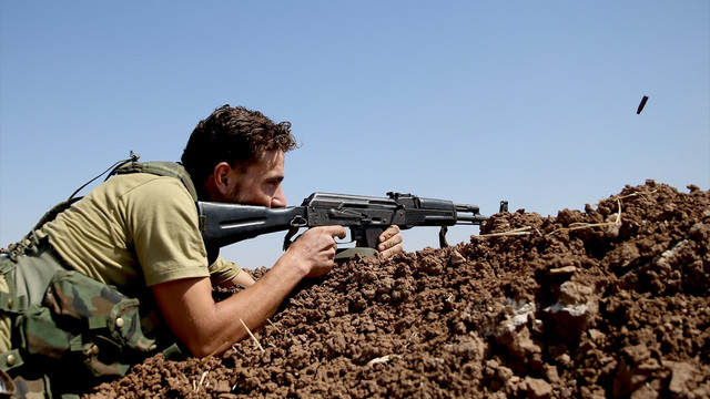 DAEŞ tehdidine karşı eller tetikte