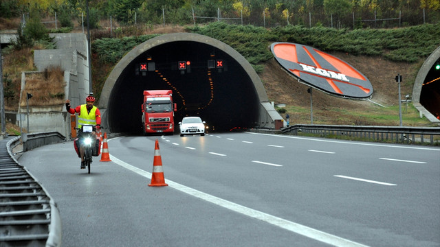 Darbeye karşı Almanya'dan beri pedal çeviriyor