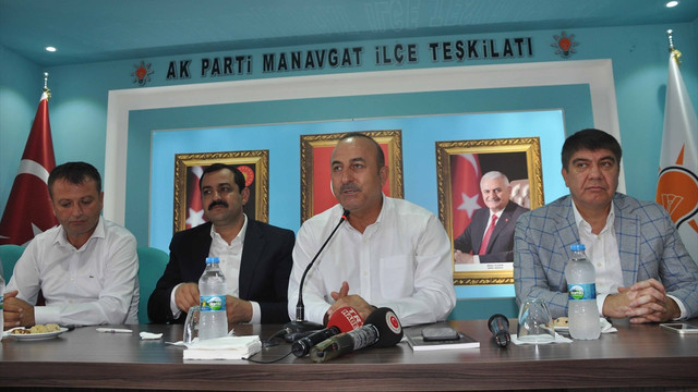 Dışişleri Bakanı Çavuşoğlu, Antalya'da