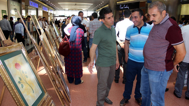 Diyarbakır'da Geleneksel Türk İslam Sanatları sergisi