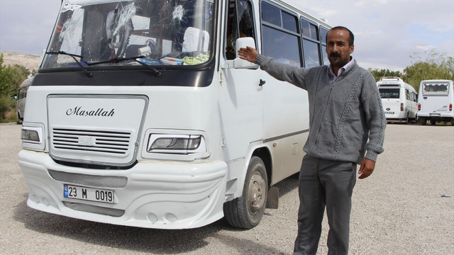 Elazığ'da yolcu minibüsüne saldırı iddiası