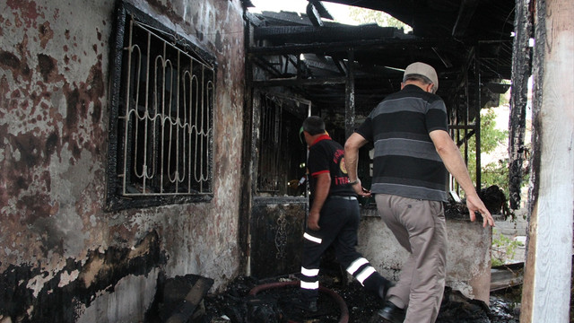 Erzincan'da ev yangını