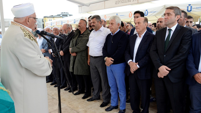 Eski İstanbul Vaizi Hüseyin Kaplan toprağa verildi