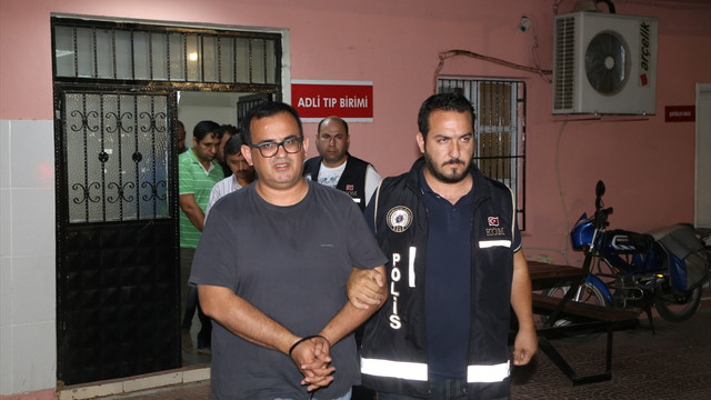 Evinde devlet sırrı evraklarla gözaltına alınan avukat