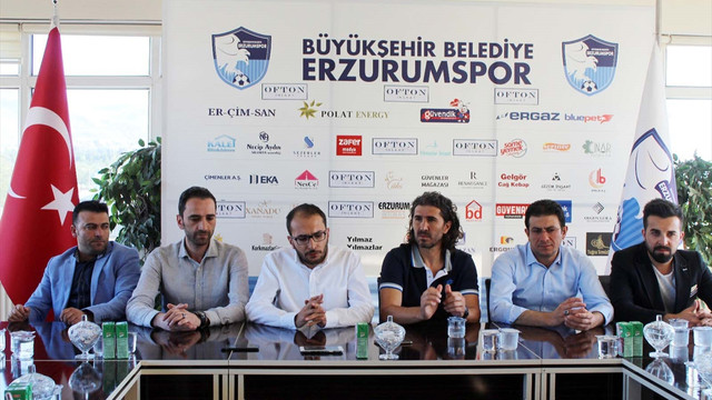 FETÖ'nün fotoğraf albümünün ele geçirilmesi