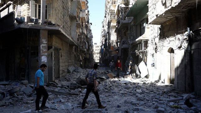 Halep'te sivillere hava saldırısı: 56 ölü, 220 yaralı