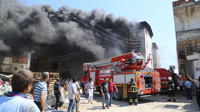GÜNCELLEME - Hatay'da imalathanede yangın