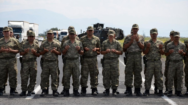 Iğdırda şehit polisler anıldı