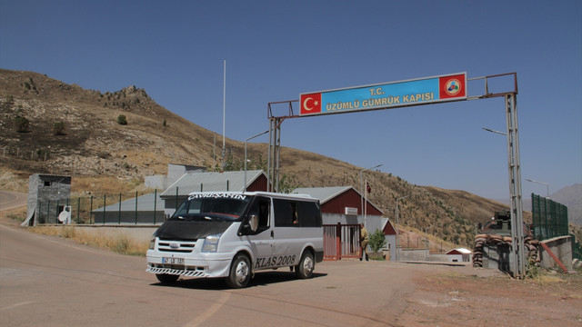 IKBYde Üzümlü Sınır Kapısı sevinci