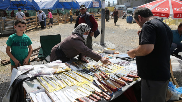 İstanbul'da kurban satışları devam ediyor