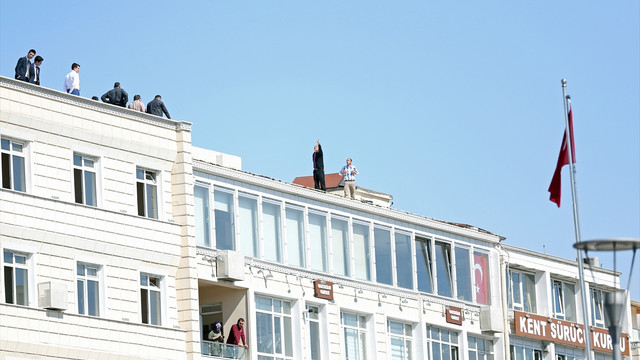 Kayseride 4 işçi işlerine geri alınmak için intihar girişiminde bulundu