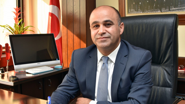 İzmir Milli Eğitim Müdürü Yahşi: Devlet okuluna nakiller 30 Eylüle kadar sürecek