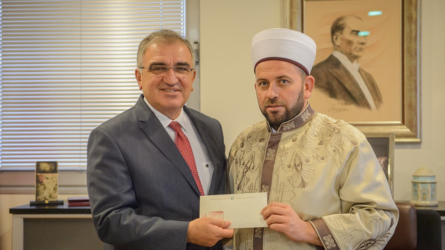 Karadağdan 15 Temmuz şehit ailelerine yardım