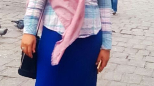 Kimlik kontrolü sırasında bebeğini düşürdü