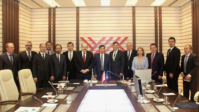 Kosovalı Bakan Bajrami'den YÖK'e ziyaret
