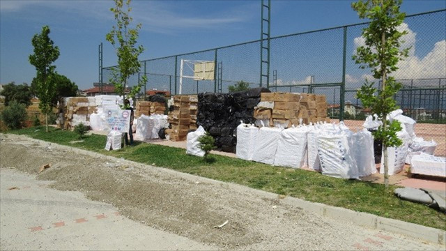 Kum dolu tırla sigara kaçakçılığı