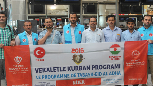 TDV ve gönüllü ekip Kurban Bayramında yardım için Nijere gitti