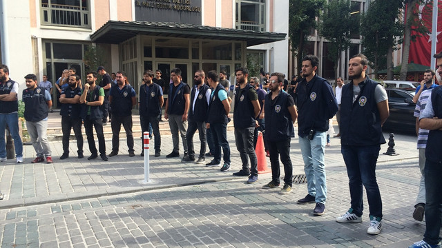 MEB'de 11 bin 285 öğretmenin açığa alınması