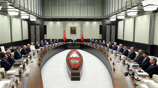 Cumhurbaşkanı Erdoğan başkanlığında Milli Güvenlik Kurulu Cumhurbaşkanlığı Külliyesinde toplandı