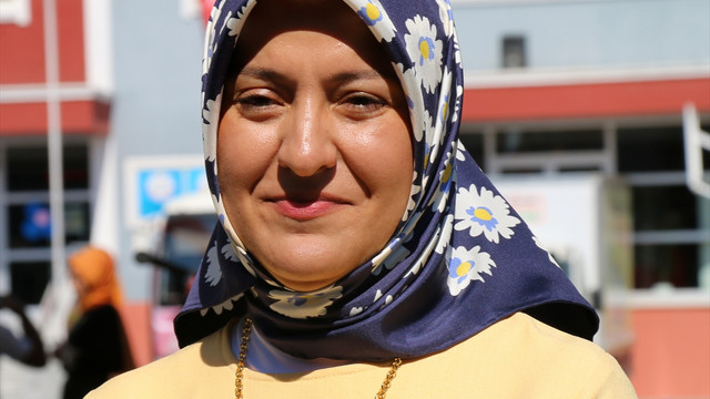 Öğrenciler okula Amin Alayı etkinliği ile başladı