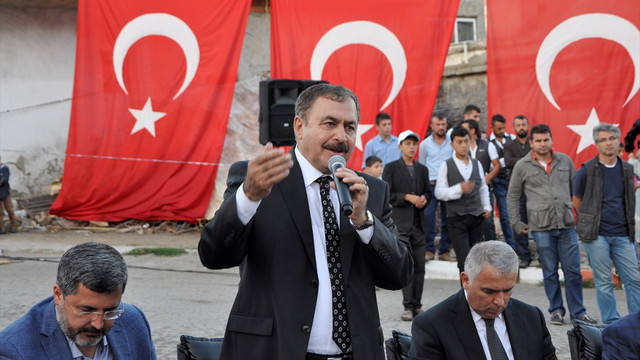 Başbakan Yıldırım, şehit babalarıyla telefonda görüştü