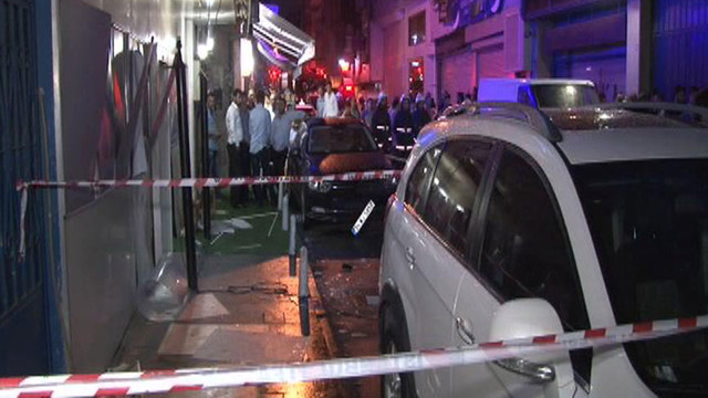 Kağıthane’de eğlence mekanına ses bombası atıldı: 4 yaralı