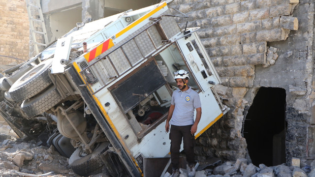 Halep'te sivil yerleşim alanlarına saldırı