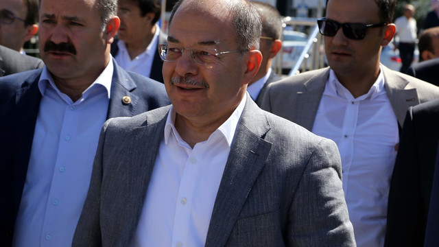 28 belediyeye yeni görevlendirme