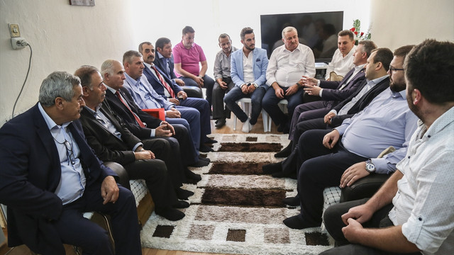 sehit piyade uzman cavus senel in ailesine bayram ziyareti guncel