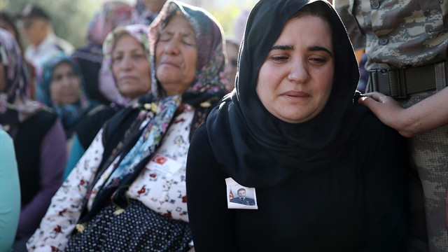 Şehitlerimizi uğurluyoruz