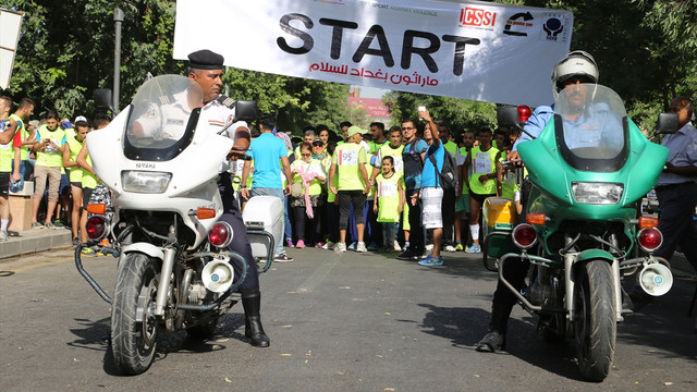 Şiddetin susmadığı Bağdat'ta şiddete hayır koşusu