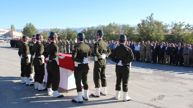 Şırnak'ta şehit korucu için tören